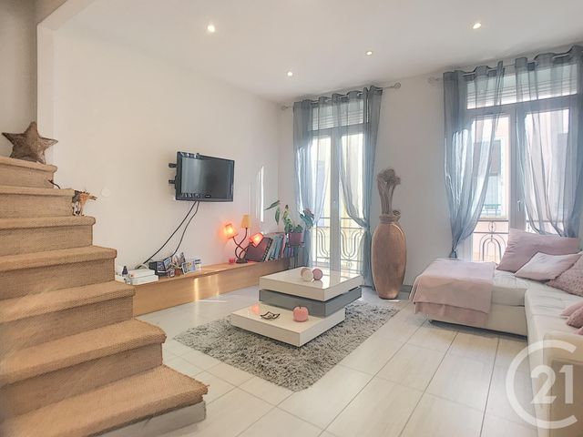 Appartement Duplex à louer - 3 pièces - 79.32 m2 - RIVESALTES - 66 - LANGUEDOC-ROUSSILLON - Century 21 Plaine Du Roussillon