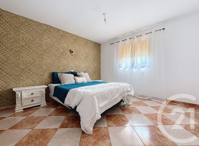 Afficher la photo en grand maison à vendre - 7 pièces - 135.0 m2 - PIA - 66 - LANGUEDOC-ROUSSILLON - Century 21 Plaine Du Roussillon