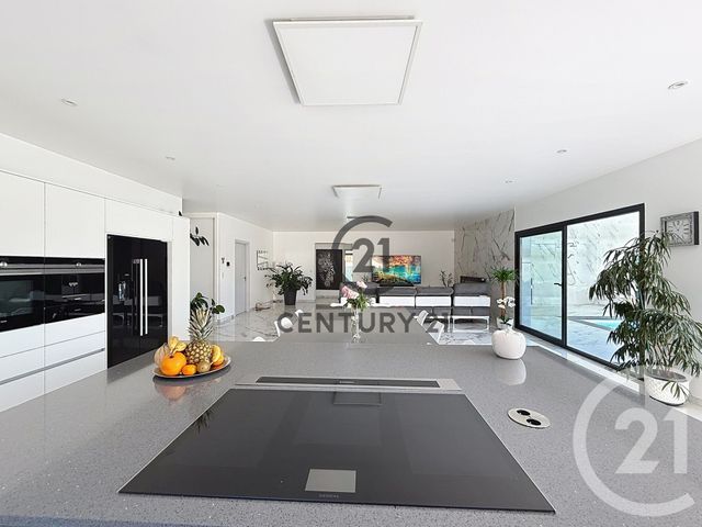 Afficher la photo en grand maison à vendre - 5 pièces - 250.0 m2 - LLUPIA - 66 - LANGUEDOC-ROUSSILLON - Century 21 Plaine Du Roussillon