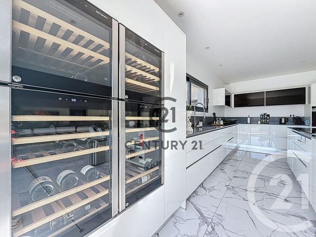 Afficher la photo en grand maison à vendre - 5 pièces - 250.0 m2 - LLUPIA - 66 - LANGUEDOC-ROUSSILLON - Century 21 Plaine Du Roussillon