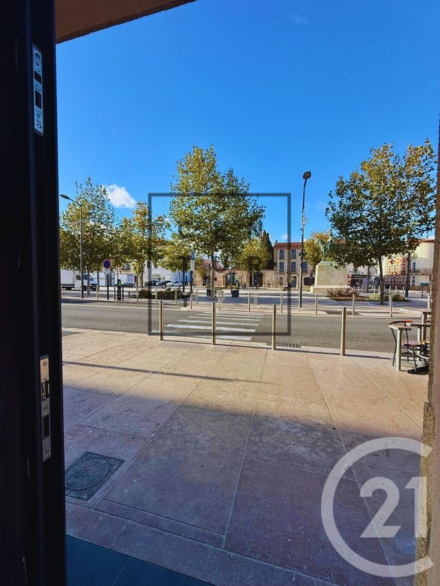 Appartement Local à louer - 2 pièces - 42.0 m2 - RIVESALTES - 66 - LANGUEDOC-ROUSSILLON - Century 21 Plaine Du Roussillon