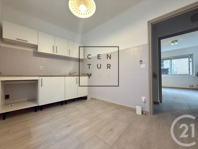 maison à louer - 3 pièces - 62.0 m2 - ESTAGEL - 66 - LANGUEDOC-ROUSSILLON - Century 21 Plaine Du Roussillon