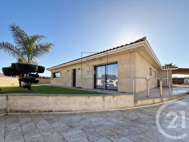 maison à vendre - 5 pièces - 180.0 m2 - ESPIRA DE L AGLY - 66 - LANGUEDOC-ROUSSILLON - Century 21 Plaine Du Roussillon