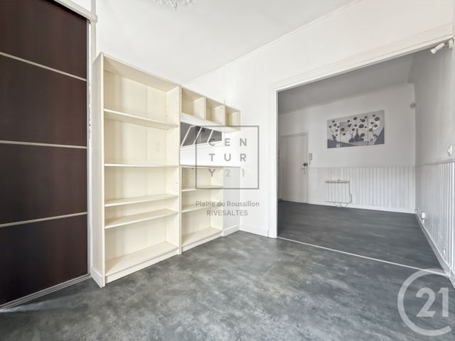 Appartement Studio Cabine à louer - 1 pièce - 31.7 m2 - RIVESALTES - 66 - LANGUEDOC-ROUSSILLON - Century 21 Plaine Du Roussillon