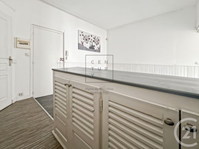 Appartement Studio Cabine à louer - 1 pièce - 31.7 m2 - RIVESALTES - 66 - LANGUEDOC-ROUSSILLON - Century 21 Plaine Du Roussillon