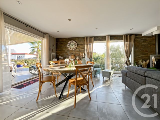 maison à vendre - 6 pièces - 165.0 m2 - CLAIRA - 66 - LANGUEDOC-ROUSSILLON - Century 21 Plaine Du Roussillon