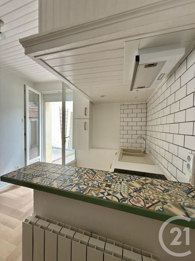 Appartement Studio à vendre - 1 pièce - 23.5 m2 - RIVESALTES - 66 - LANGUEDOC-ROUSSILLON - Century 21 Plaine Du Roussillon