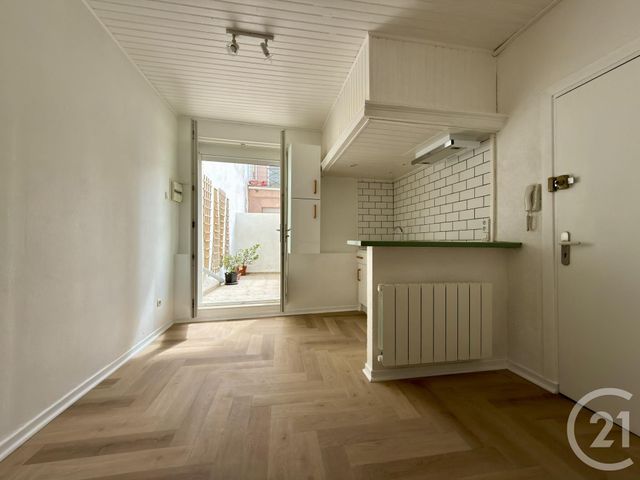Appartement Studio à vendre - 1 pièce - 23.5 m2 - RIVESALTES - 66 - LANGUEDOC-ROUSSILLON - Century 21 Plaine Du Roussillon
